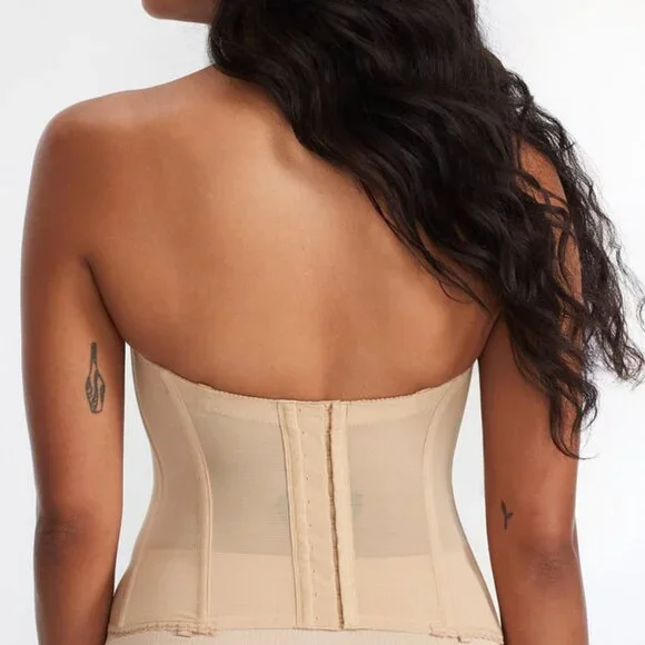 IntimatesNWT! Bare Necessities Dominique Intimates Corset Strapless Bra 40DD